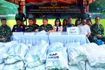 Khatib: Momentum Idul Fitri batu loncatan jadi pribadi baik