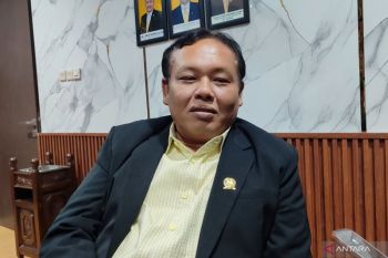 Legislator dorong petani beralih ke pupuk organik jaga ekosistem tanah