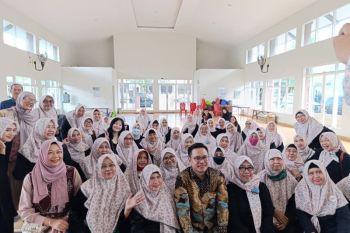 DPRD Surabaya dorong peluang ekonomi kreatif lewat ecoprint