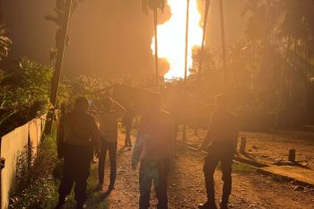 Sumur bor di Aceh Utara semburkan api gas hingga 75 meter