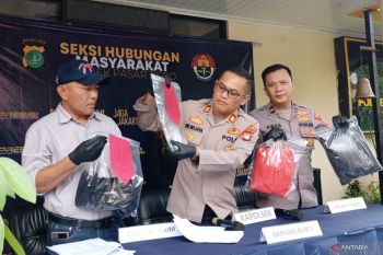 Polisi ringkus dua pelaku pembacokan di Pasar Rebo