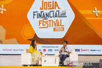 Ketua Komisi XI: Penurunan rupiah tak separah 1998