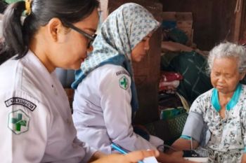 Optimalisasi progul dokter warga, Puskesmas Lubeg beri layanan kesehatan langsung ke rumah pasien