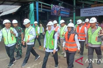 Gubernur Jatim ke PG Ngadirejo dukung swasembada gula nasional