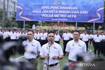Polda Metro Jaya canangkan gerakan "Jaga Jakarta Bersih dan Asri" bangun budaya peduli lingkungan