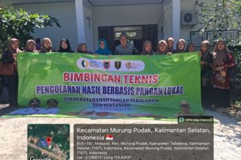 Kelompok wanita tani Tabalong ikuti bimtek pengolahan hasil buah lokal