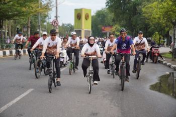 Wali Kota se-Kalimantan gowes bareng keliling Pontianak