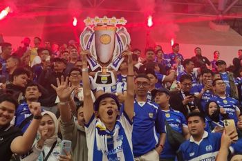 Hattrick Juara! Persib Bandung Kampiun Super League, GBLA Membiru Pekat