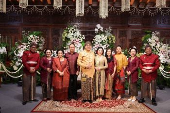 Megawati dan Sri Sultan HB X hadiri resepsi pernikahan putra Hasto Kristiyanto