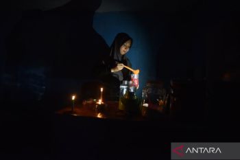 Kementerian ESDM minta PLN pacu pemulihan gangguan sistem listrik Sumatera