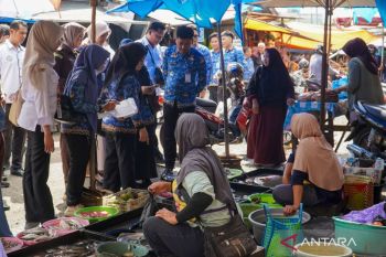 Pemkab HST monitoring harga bapok di Barabai jelang Idul Adha