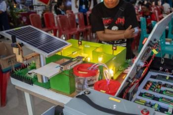 Undana Dukung Kompetisi Robotik Perdana di NTT