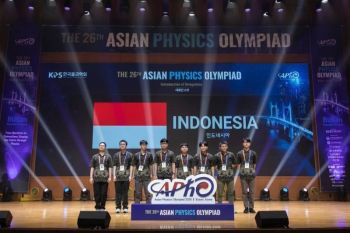 Indonesia Sabet Dua Emas di Olimpiade Fisika Asia di Korea Selatan