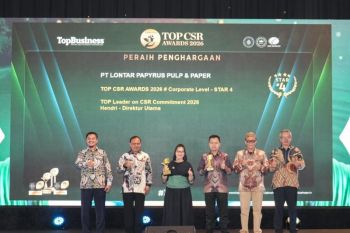 Perkuat kontribusi sosial dan lingkungan, PT Lontar Papyrus raih penghargaan TOP CSR Awards 2026