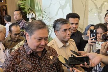 Gov't prepares incentives for writers, transportation discounts