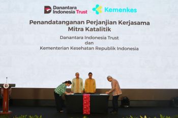 Health Ministry, Danantara team up to improve maternal-children health