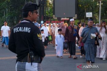 Pecalang turut berjaga saat pelaksanaan Shalat Idul Adha 1447 H di Denpasar