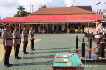 Kasat Intelkam dan Kasat Lantas Polres HST resmi berganti