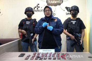 Polda Metro Jaya gagalkan peredaran "cartridge" narkotika etomidate di Jakbar