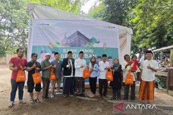 Bank Jambi kurban 42 ekor Sapi dan 5 ekor Kambing