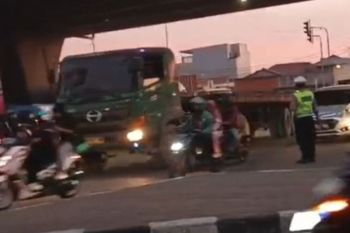 Kemacetan Priok-Cilincing imbas aktivitas bongkar muat di Depo Budi Dharma