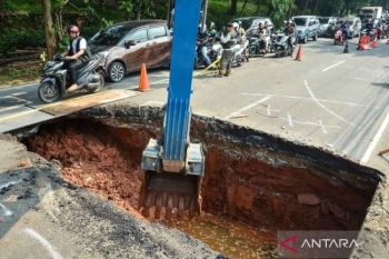 Pemprov DKI tutup sementara ruas jalan Lenteng Agung arah Selatan