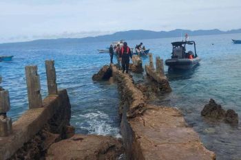 Dermaga pulau terluar di Simeulue rusak dihantam ombak