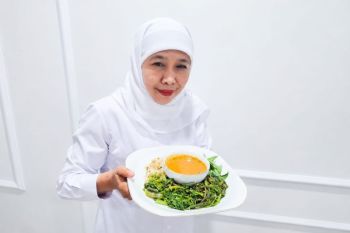 Khofifah bangga pecel Jatim tembus tujuh besar salad terbaik dunia