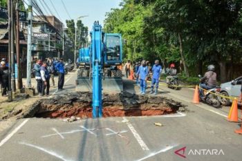 DKI kemarin, saluran di Lenteng Agung hingga arus balik Idul Adha