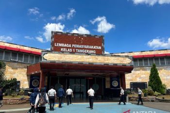 Govt grants remissions to 1,052 inmates on Vesak Day