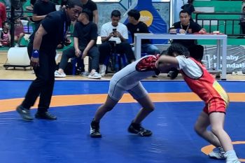 Puluhan peserta bertanding dalam Kejuaraan Gulat Wali Kota Cup 2026