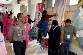 Serap aspirasi lewat seni, Polresta Malang Kota gelar lomba mural