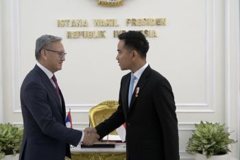 Wapres Gibran bertemu Wakil PM Laos bahas scam hingga pupuk Indonesia