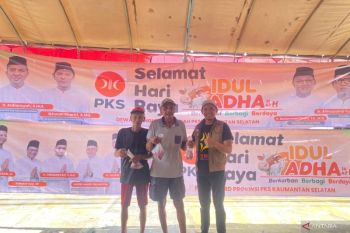 PKS Kalsel salurkan 10. 414 paket daging kurban