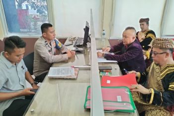 Pemangku adat Minangkabau laporkan Abu Janda ke Polda Sumbar