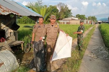 Satpol Pontianak amankan 16 layangan dan perlengkapannya