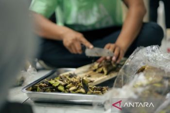 ITDC edukasi warga Benoa buat ekoenzim dari sampah organik