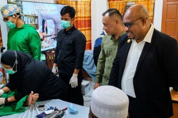 Peringati hari lahir Pancasila, FKUB dan Kesbangpol Mimika baksos sunat massal lintas agama