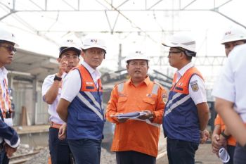 Dirut KAI Tinjau Langsung Pengembangan Stasiun Bogor dan Bogor Paledang, Kapasitas Bogor Line Disiapkan untuk Operasional 12 Kereta