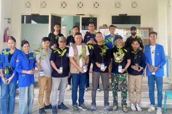 Dari pakaian, buku, hingga 29 ribu pohon: PNM perluas makna pemberdayaan di masyarakat akar rumput