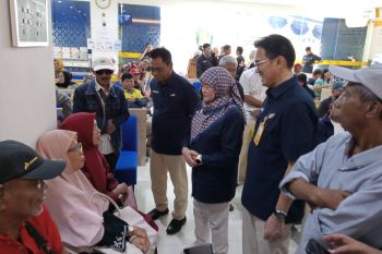 TASPEN salurkan gaji ke-13 kepada 50 ribu pensiunan di Makassar