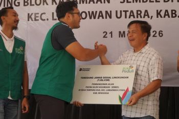 PLN hidupkan ekonomi desa Tempang Dua lewat paving blok