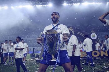 Layvin Kurzawa resmi tinggalkan Persib