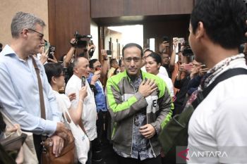 Hadapi sidang pleidoi kasus Chromebook, Nadiem kenakan jaket ojol