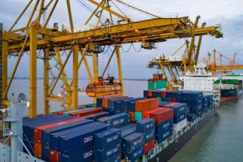 Neraca perdagangan Jatim Januari-April defisit 1,87 miliar dolar AS