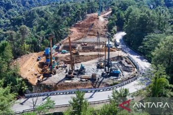 Pemerintah sudah serahkan 100 persen lahan Flyover Sitinjau Lauik