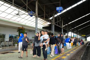 KAI Divre IV Tanjungkarang layani 30 ribu pelanggan selama libur panjang