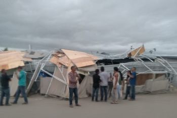 Angin kencang rusak 35 unit huntara di Aceh Utara
