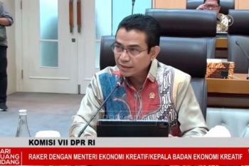 Rapat dengan Menteri Ekraf, Anggota DPR Hendry Munief Soroti Dampak Nyata 76 MoU Bagi Pelaku Kreatif