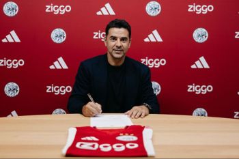 Michel jadi pelatih Ajax
